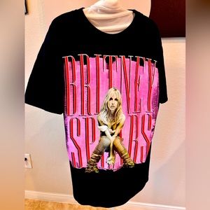 Britney Spears rock band T-shirt🤳🎸